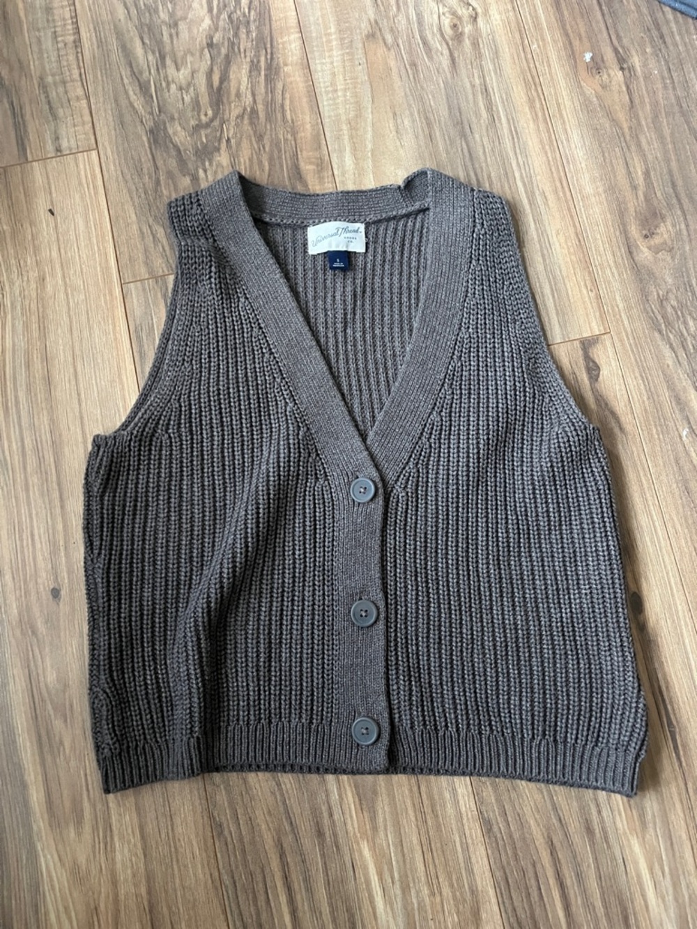Universal Thread Brown Rib Knit Button Vest